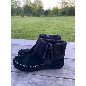 Minnetonka Moccasin black suede foldable ankle booties